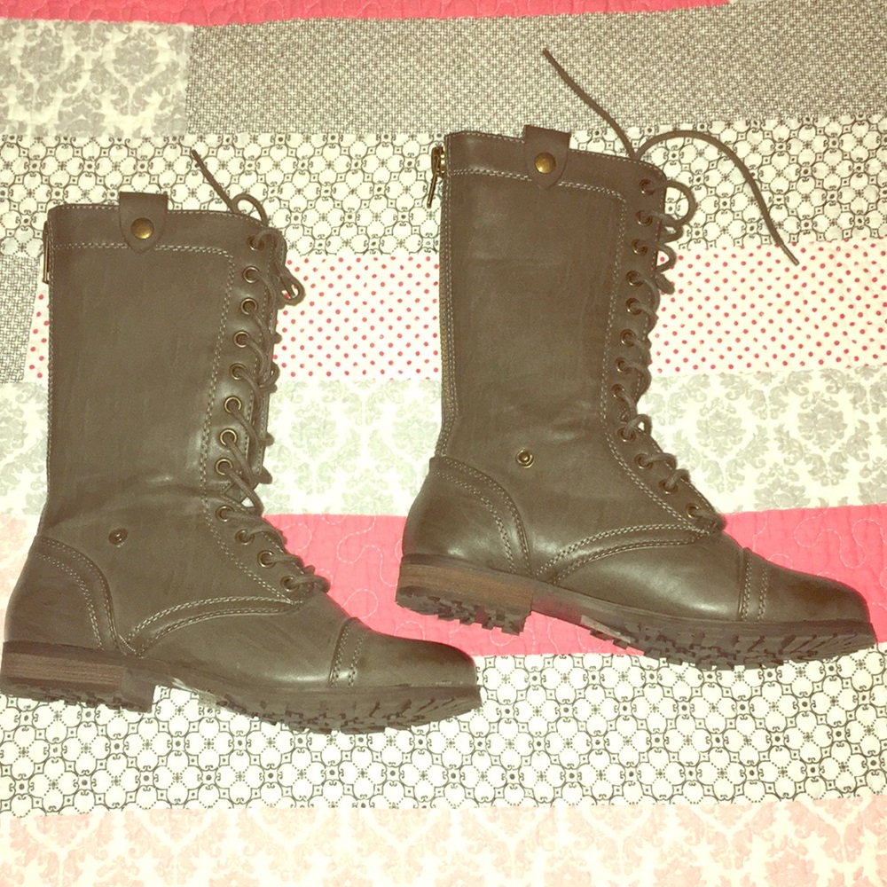 Combat boots✨✨✨